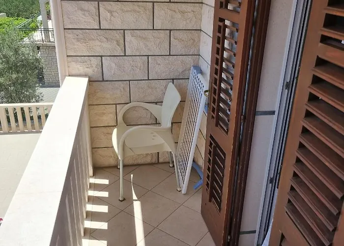 Gostinjska kuća Mila Bol