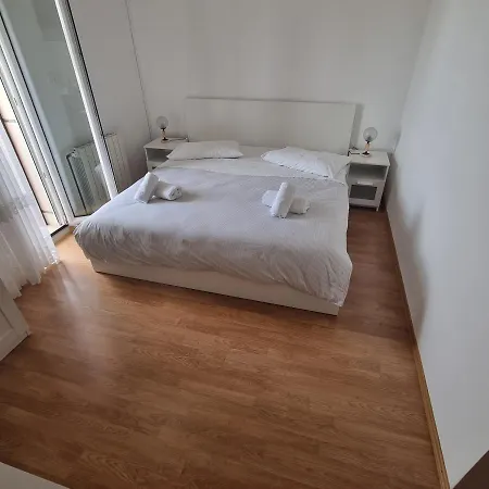 Mila ゲストハウス ボル