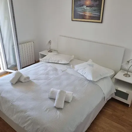 Mila ゲストハウス ボル