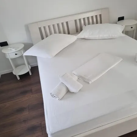 Guest house Mila Bol